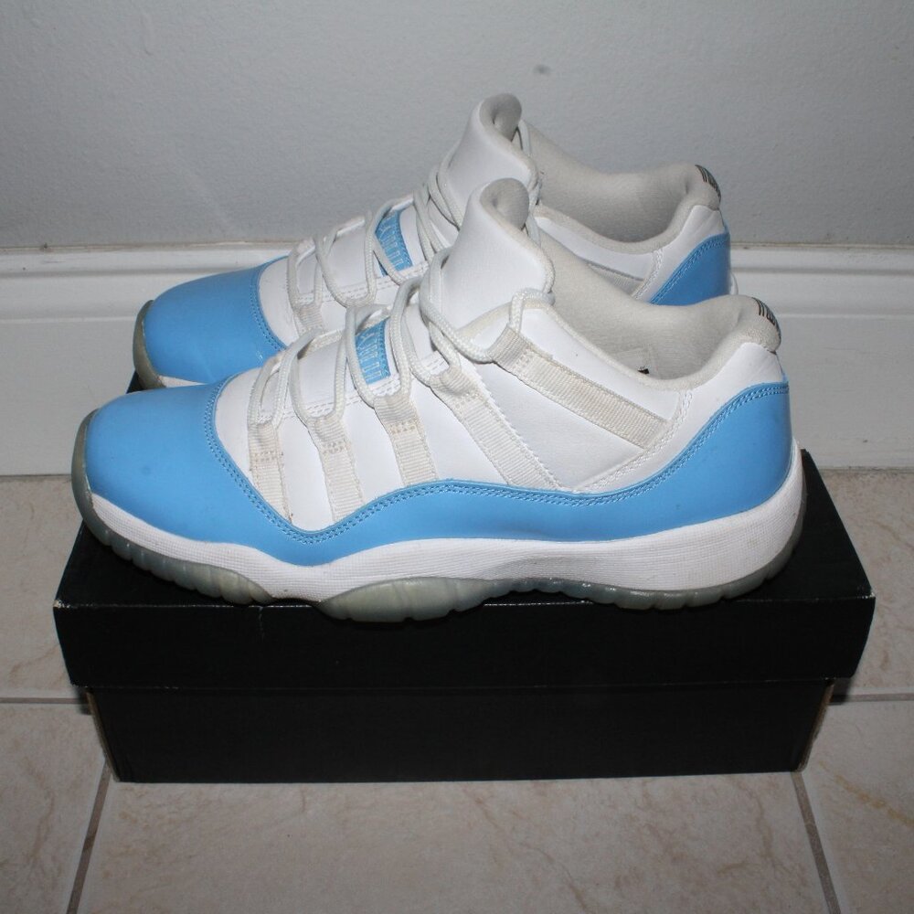 Jordan 11 low blue